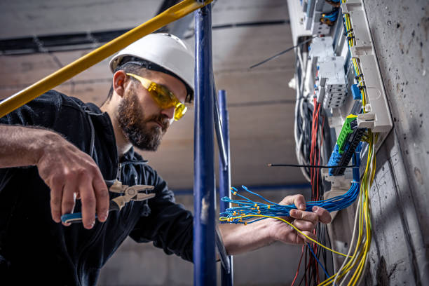 Best Affordable Emergency Electrician  in Eutaw, AL